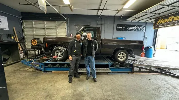 https://cdn.trust-mechanics.com/photos/VbzuI1tYEwq4DBRkDm2G/c3c4443f-baf3-4215-9d53-120b9a2e841f_720x720