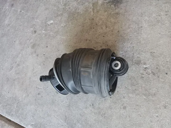 https://cdn.trust-mechanics.com/photos/VlVY1fdj1AEmcymPxg6a/9563db2a-abd2-4fd0-a653-2fa0faffa4eb_720x720