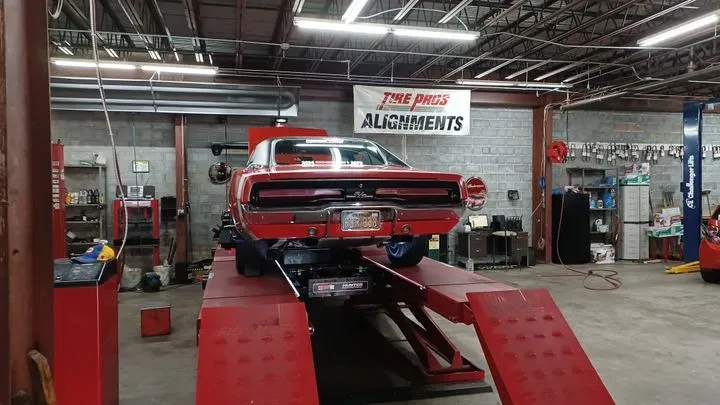 https://cdn.trust-mechanics.com/photos/VuAXJw70Dci8VyQLR1Yk/b9804997-bf1c-44cb-b8a2-fd867d994da7_720x720