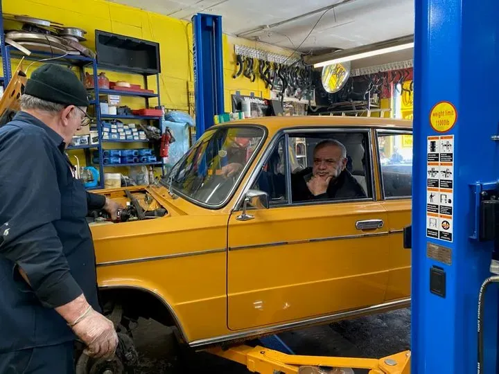 https://cdn.trust-mechanics.com/photos/VvAFQeJwQgSt1jje0O7Z/7f539123-9e0d-40cb-95b5-2b87071cb939_720x720