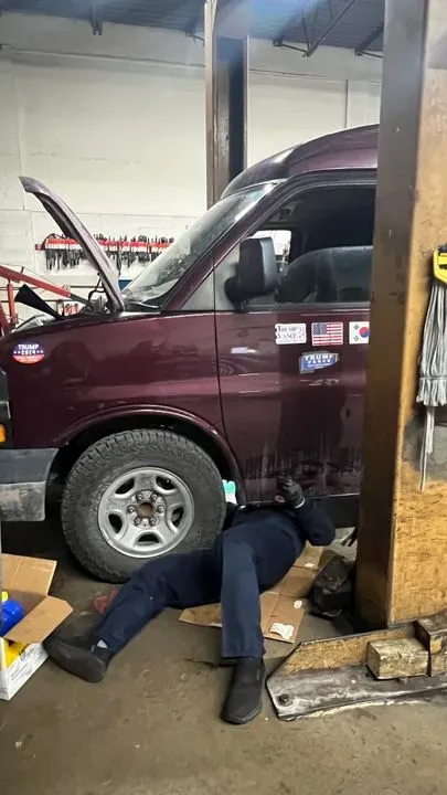 https://cdn.trust-mechanics.com/photos/Vxd711uf0KMcvJTmdxgI/6c4189f0-12f2-4217-a1f3-897fdac3df56_720x720
