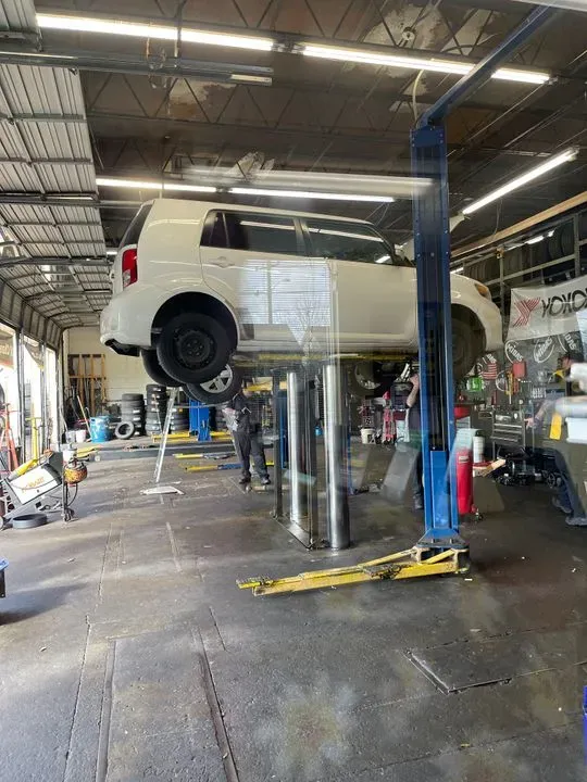 https://cdn.trust-mechanics.com/photos/W2Kk61caDNkMePMSvLld/17bed754-a830-43b0-88c5-60405359f465_720x720
