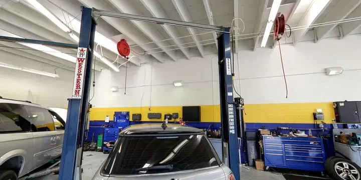 https://cdn.trust-mechanics.com/photos/WNRv6jfefvYCI8RYZPnT/66b72dc5-af68-45be-b49f-cdecd09171f5_720x720
