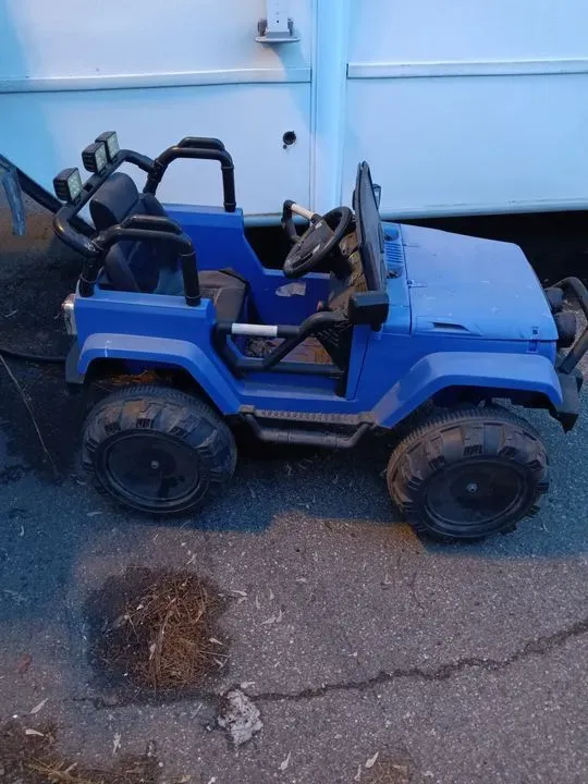 https://cdn.trust-mechanics.com/photos/WOFyswvaJTRNwuNzIrPZ/6fd0a22a-44b5-4bdd-a108-e413cf6b665d_720x720