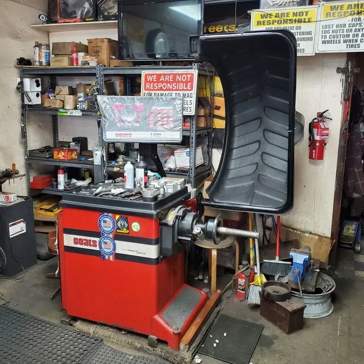 https://cdn.trust-mechanics.com/photos/WtB4CQIfjNWa6sNDRPqw/e1597100-c3ab-47b6-88f0-aa81f40fe832_720x720