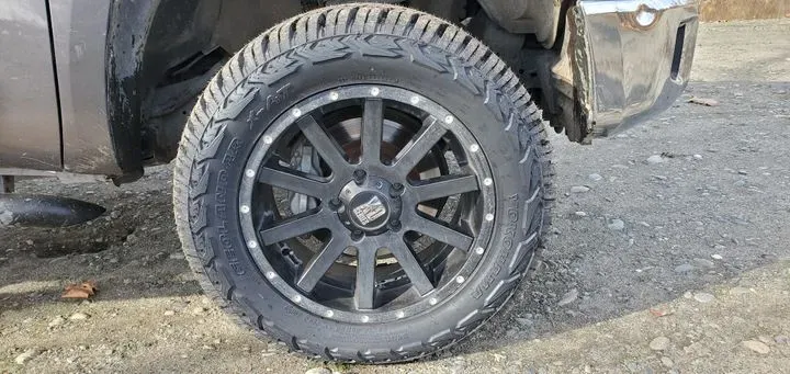 https://cdn.trust-mechanics.com/photos/WzomfrwAlAQE8CAZtIWS/c0678c50-1605-4e74-8eff-22efb4dc2462_720x720