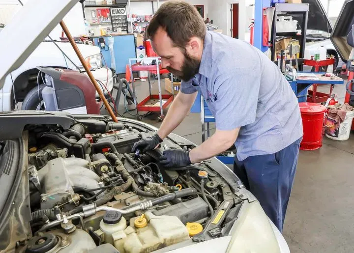 https://cdn.trust-mechanics.com/photos/X34S9ba0QKhXV6ELU0J4/2918aa28-17c1-4acb-abf4-75e656d26628_720x720