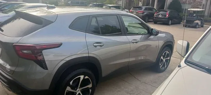 https://cdn.trust-mechanics.com/photos/XE78yaE5OTjaCW83U7O9/1e7beaff-aa52-4a14-b52c-027802331499_720x720