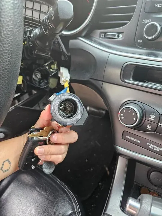 https://cdn.trust-mechanics.com/photos/XWITtH3zRH6vDcUhdHX9/56d1cded-f505-464a-b3ca-ebb94e105b51_720x720