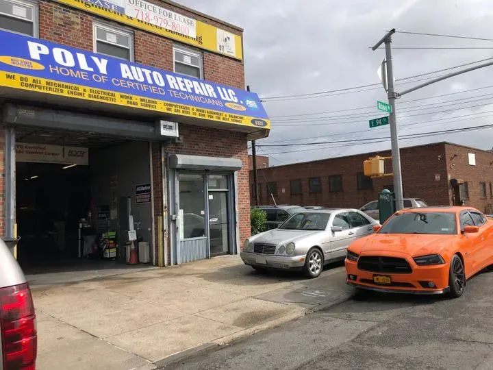 https://cdn.trust-mechanics.com/photos/XYoTtEcos3WBkusWb2MP/450c55f5-d28e-4094-adbe-da005a95608c_720x720