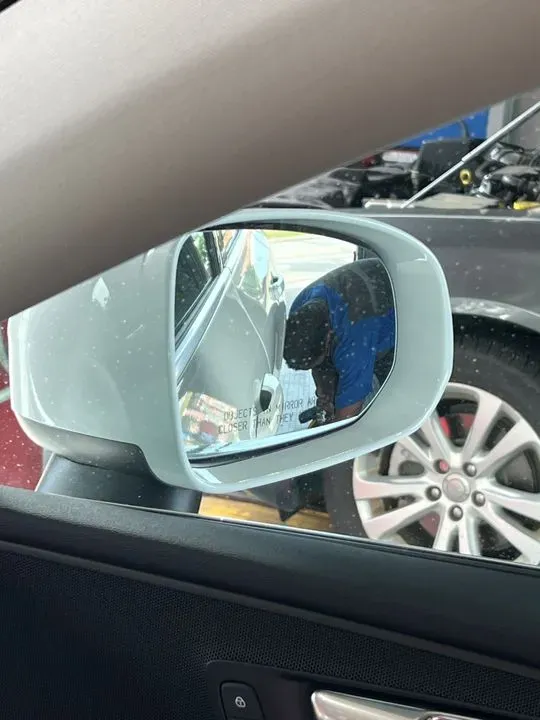 https://cdn.trust-mechanics.com/photos/XoRAB6yjLv61o4J5ZTz1/e015fbed-44fb-49c9-8240-dfc40a25a864_720x720