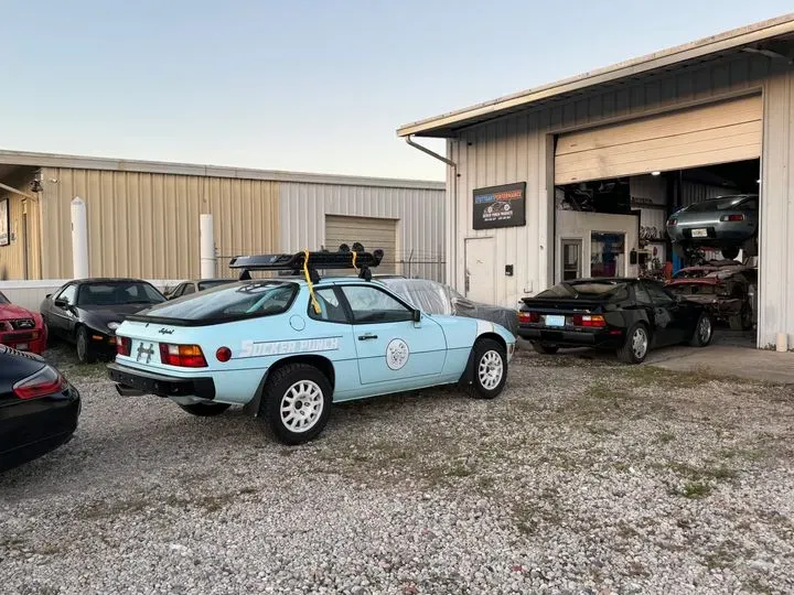 https://cdn.trust-mechanics.com/photos/Y2T216UxqLaG2nLL0RWS/224de047-51c8-4fc0-a469-186605bc8a9d_720x720