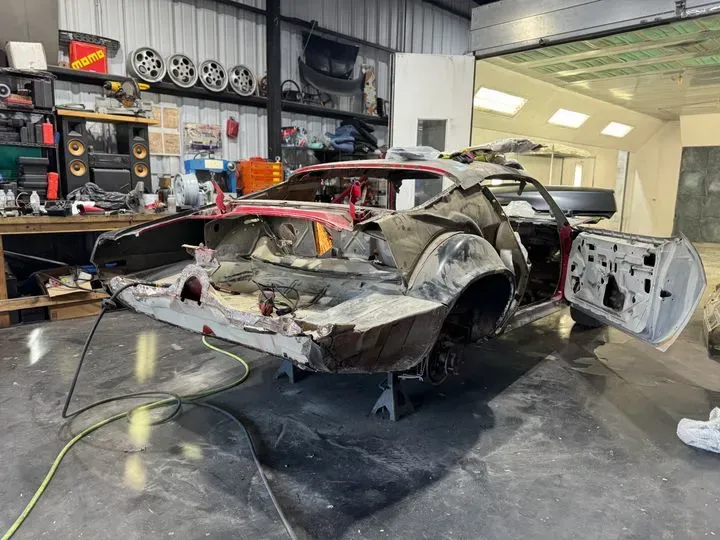 https://cdn.trust-mechanics.com/photos/Y2T216UxqLaG2nLL0RWS/bb4107c3-1ba6-47a7-9755-64c4a6bdb19f_720x720