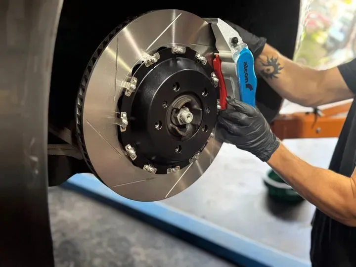 https://cdn.trust-mechanics.com/photos/Y2T216UxqLaG2nLL0RWS/d97150b6-4c4a-495a-8f8b-f9e3d4130a2a_720x720