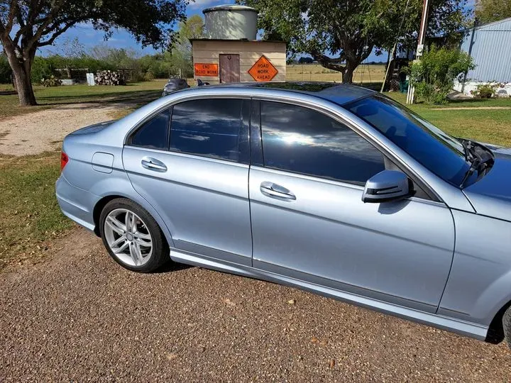 https://cdn.trust-mechanics.com/photos/Y34m63f7RQj572xG5Dtr/e3e3de20-fcda-42b1-8153-5f5a39d4040c_720x720