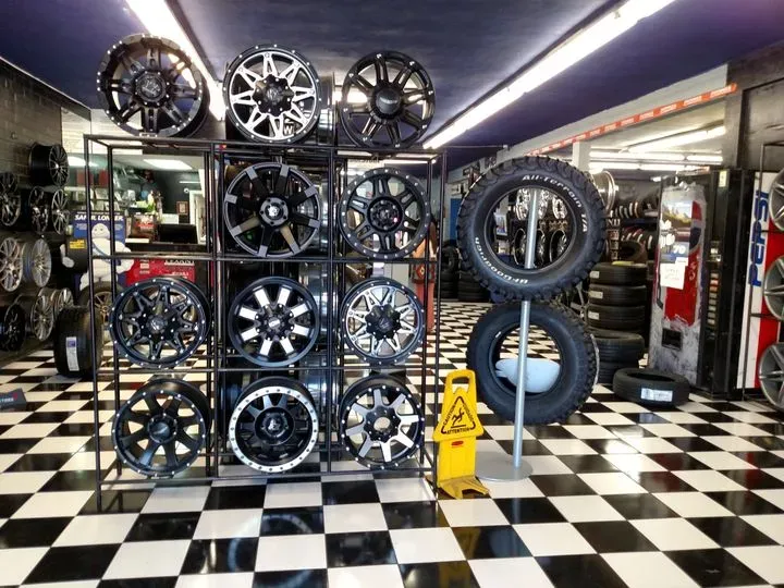 https://cdn.trust-mechanics.com/photos/YIWAUd6tsnpTuqRDvZSy/03db274e-7d63-4be1-9856-63af7152cdd7_720x720