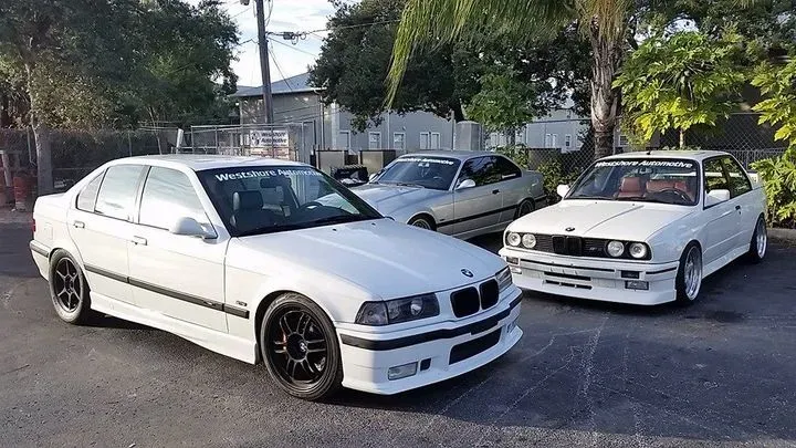 https://cdn.trust-mechanics.com/photos/YJYGJmNz538kInmGmk6O/1adac8b4-a689-4f32-9d92-a31474865d8a_720x720