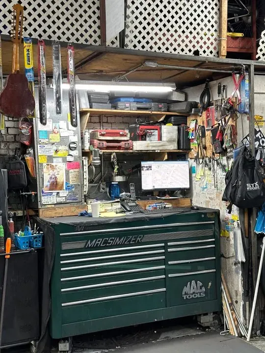 https://cdn.trust-mechanics.com/photos/YUIH3FoSnXXjfnLNK6Pk/8ca08540-a56e-4dd5-934a-96fdde357872_720x720