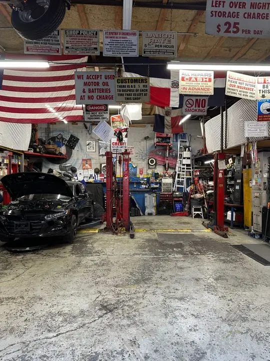 https://cdn.trust-mechanics.com/photos/YUIH3FoSnXXjfnLNK6Pk/a7881167-b320-4df2-a54b-67ef9b4524af_720x720