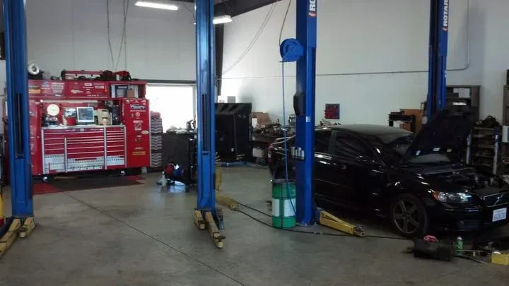 https://cdn.trust-mechanics.com/photos/YixeukQauup0eBxmZNo9/aaad9456-2091-426c-bd4e-df4c941eec75_720x720