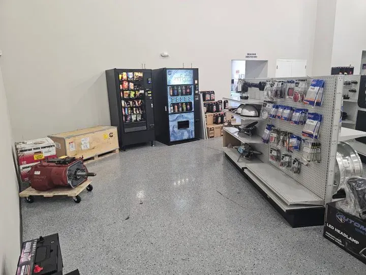https://cdn.trust-mechanics.com/photos/YlyDnl8ZsinePolwBoLu/e6651509-c91d-45eb-aaa5-a9b1265c68e4_720x720