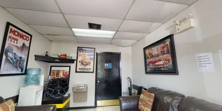 https://cdn.trust-mechanics.com/photos/Z1z14puHwVHkTJT8Bu99/7f6e57dc-c5ca-415e-ba3e-8e8912bc3d19_720x720