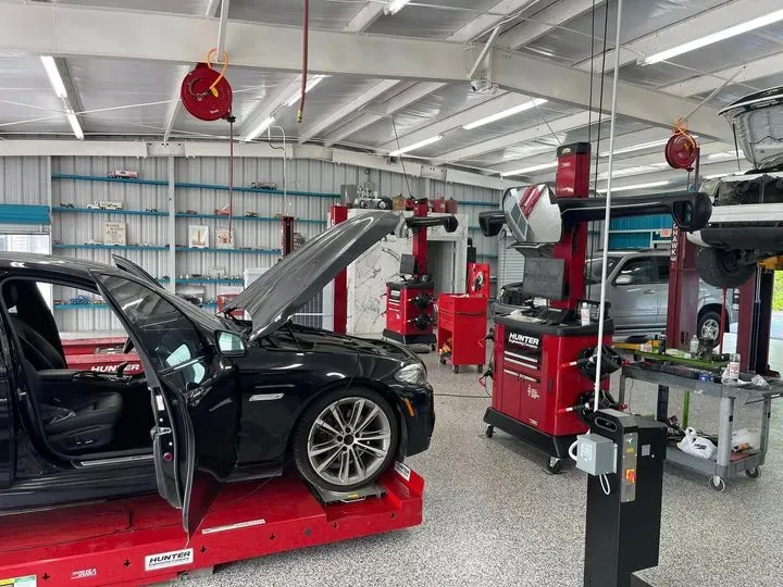 https://cdn.trust-mechanics.com/photos/Z3nLbEdNxVyXr34Ov05A/8253eca7-338e-48f4-8e83-d43d7cb48d48_720x720