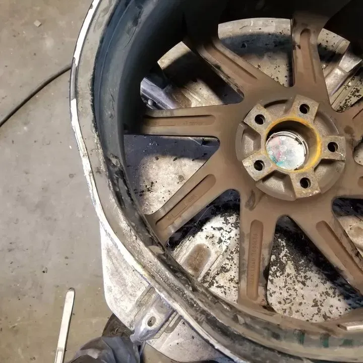 https://cdn.trust-mechanics.com/photos/ZQGU90il0bjkLTHpVz8U/b1422151-b45d-41b2-a5e7-4744c3798ffd_720x720