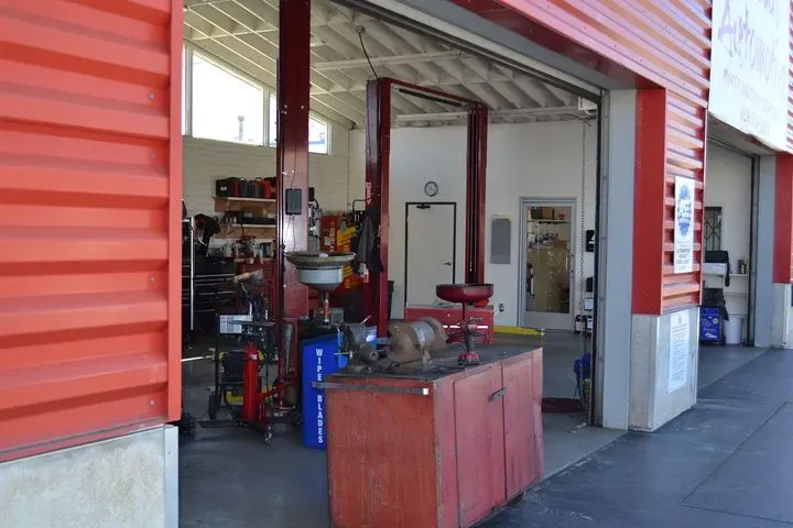 https://cdn.trust-mechanics.com/photos/ZZg01aPrOW5nYUIjHoJV/b38776cf-9bef-4f44-82ca-a270d1f0d2e6_720x720