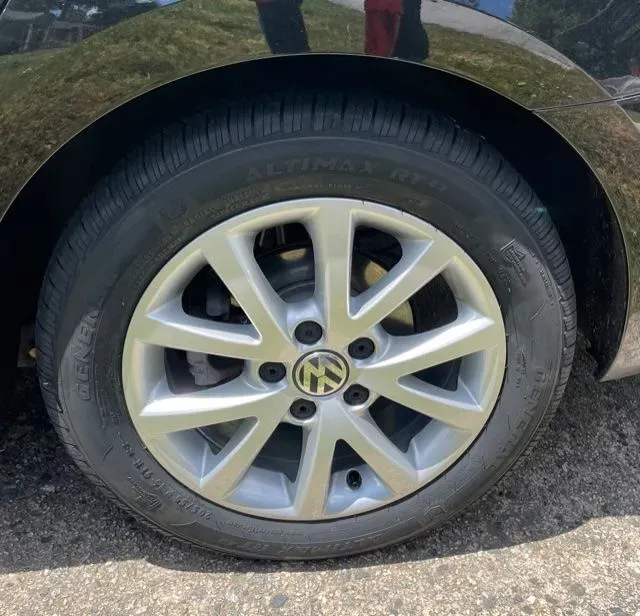https://cdn.trust-mechanics.com/photos/ZbbLaqPnNRhmVIHvmxZR/f3619748-06d9-42ef-8ba7-20d78850f633_720x720