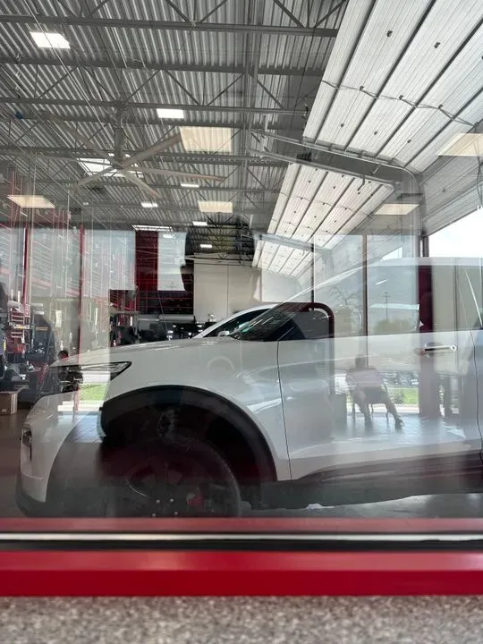 https://cdn.trust-mechanics.com/photos/Zrs8XjM69rod4R79NCmB/40776ab0-8ad0-4c84-99c4-6f42478e94ae_720x720
