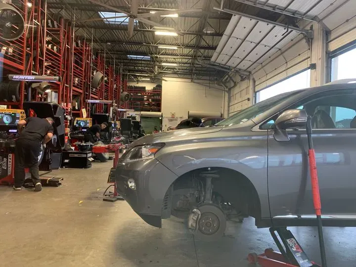 https://cdn.trust-mechanics.com/photos/Zrs8XjM69rod4R79NCmB/e1c32d15-5805-4486-82b4-743fd0dc0d13_720x720