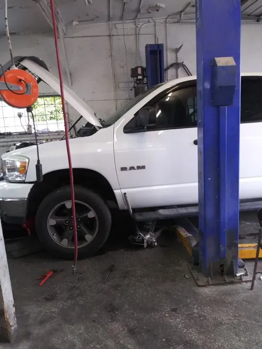 https://cdn.trust-mechanics.com/photos/ZuN2Q4uMwer7wlKf79bk/e8ad680f-b5b7-4f0a-8d9e-ab6f625bde2b_720x720