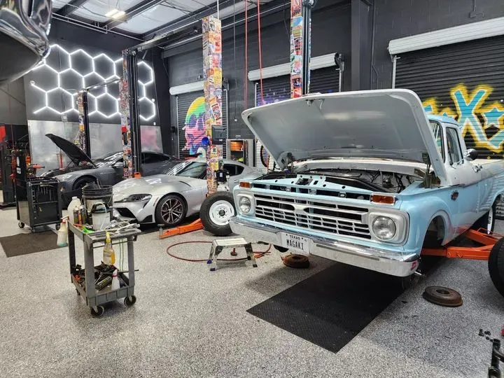 https://cdn.trust-mechanics.com/photos/ZwvJAPXyeHXXs5bp3QGB/c5fee439-29c0-46d3-b2b0-aa38f8b271d1_720x720