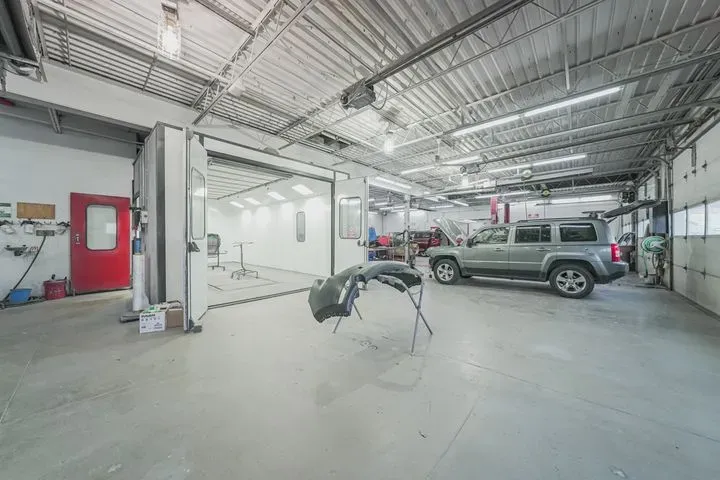 https://cdn.trust-mechanics.com/photos/aEDf9wT5KhK2zFDEDGrc/449d2e82-5335-42b8-906c-51380179d9a8_720x720