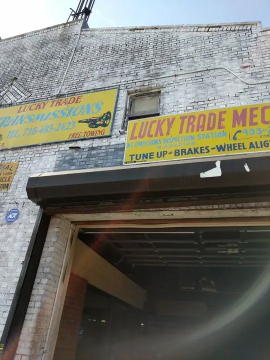 https://cdn.trust-mechanics.com/photos/aIKmUOM3tCKd4QO0UGhK/1d4b9813-7df9-4e50-b2d8-7b8d9cbc754b_720x720