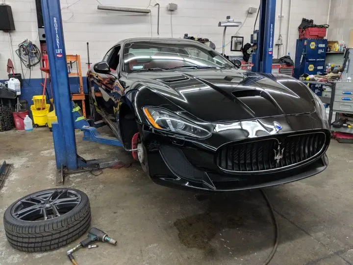 https://cdn.trust-mechanics.com/photos/aPiAe7W08DuprsNNDQRy/f94d6e44-963f-43bf-967e-c60fd53bd9b9_720x720