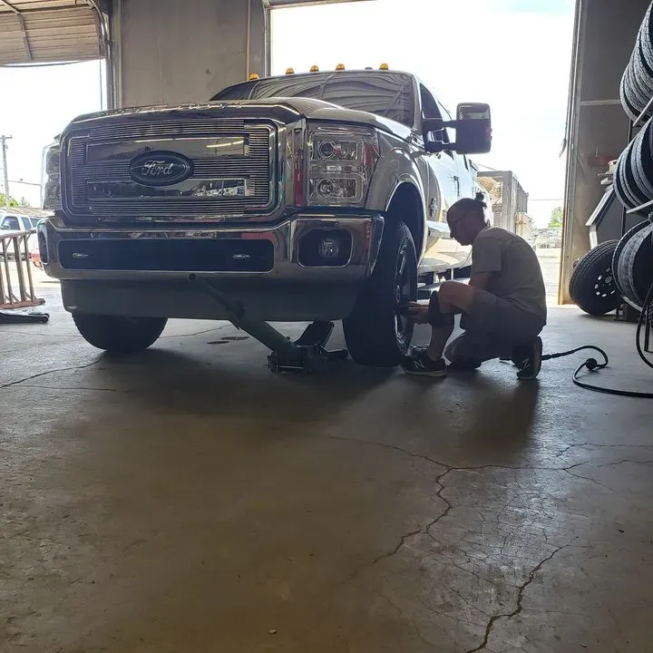 https://cdn.trust-mechanics.com/photos/aQUyJsz7nwLKnzGIdjIh/fa088910-abb5-4ecf-8c5f-2e5c9cbfba80_720x720