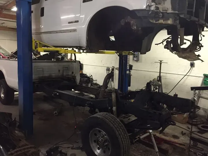 https://cdn.trust-mechanics.com/photos/aXh87obr1qgJndiUjpLk/15ae8892-7360-487d-8d04-aabc387f1424_720x720