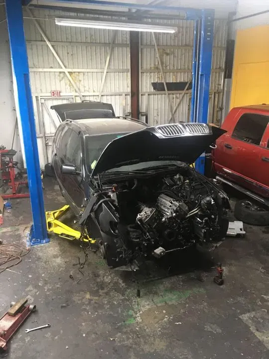 https://cdn.trust-mechanics.com/photos/aXh87obr1qgJndiUjpLk/f861d5ef-1dda-4a9c-8a30-ad1b2a6ba1d9_720x720