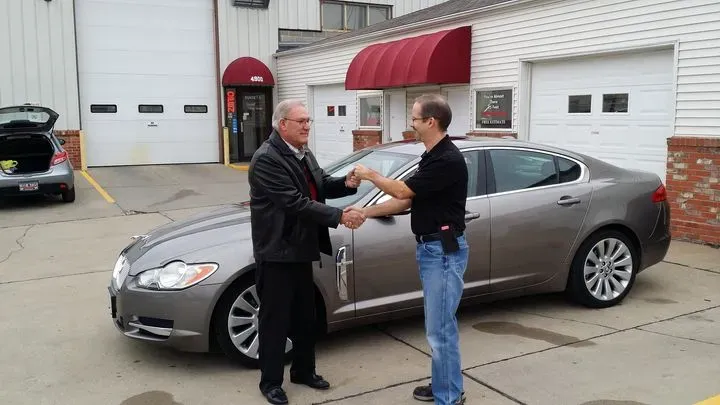 https://cdn.trust-mechanics.com/photos/agowSngFLx7UGPm3RXs8/80b8bd8f-7343-4983-90eb-2ea5fa5b1168_720x720