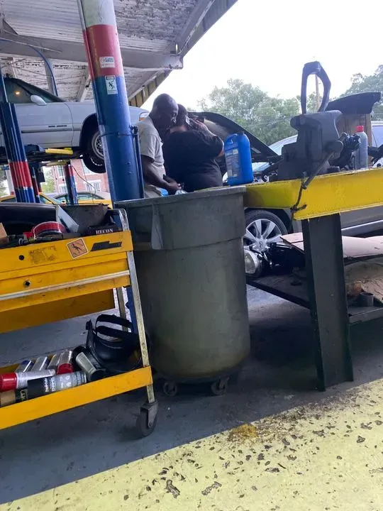https://cdn.trust-mechanics.com/photos/aqThzV1lSodITpxRmaQb/a5ec3fb6-3ef0-4f46-9f28-57e5168d383e_720x720