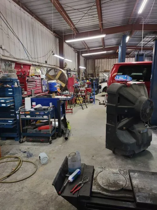 https://cdn.trust-mechanics.com/photos/bBEEuuSbx1JuosHiwxGL/3598c370-a906-4315-bddf-5a9b17df72b1_720x720