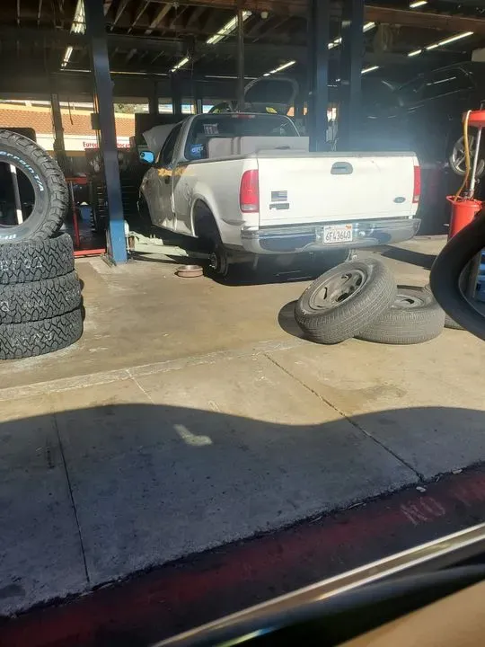 https://cdn.trust-mechanics.com/photos/bQOiOmKTPQw3jD1YWy1h/b8f4ba4f-2c1e-447a-a168-b45b8b172e1f_720x720