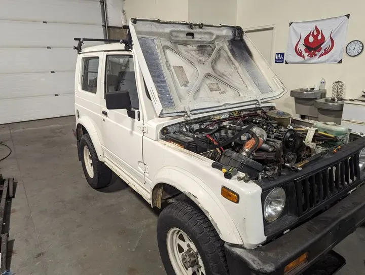 https://cdn.trust-mechanics.com/photos/bXOlWkItGdsWew8wf3O3/7e64f719-57eb-449e-bfc7-22028c7ecdd7_720x720