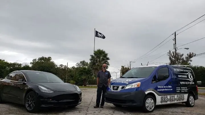 https://cdn.trust-mechanics.com/photos/bhVB8YdIJLwQXo3LCi9Z/563f8ec9-4570-4677-aecb-9df4d5a01418_720x720