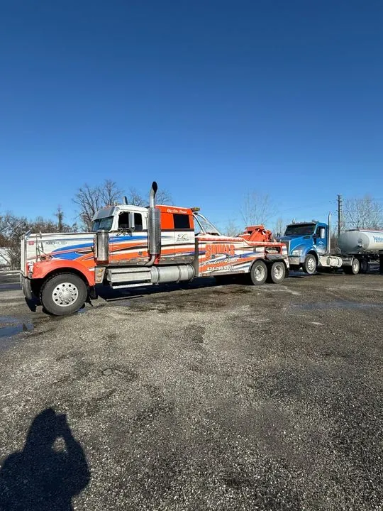 https://cdn.trust-mechanics.com/photos/bkG29vq7957uDJyv2CxW/52a08576-2fa1-4675-87e0-4d8ab8a7902d_720x720