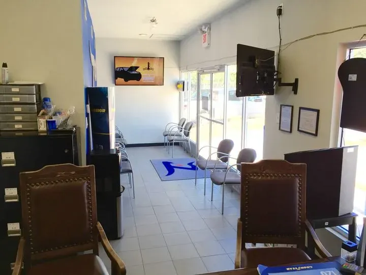 https://cdn.trust-mechanics.com/photos/bmcU1LEd7OIVA9c0fEzL/d782c05e-c29d-4bc8-9496-320902161c42_720x720