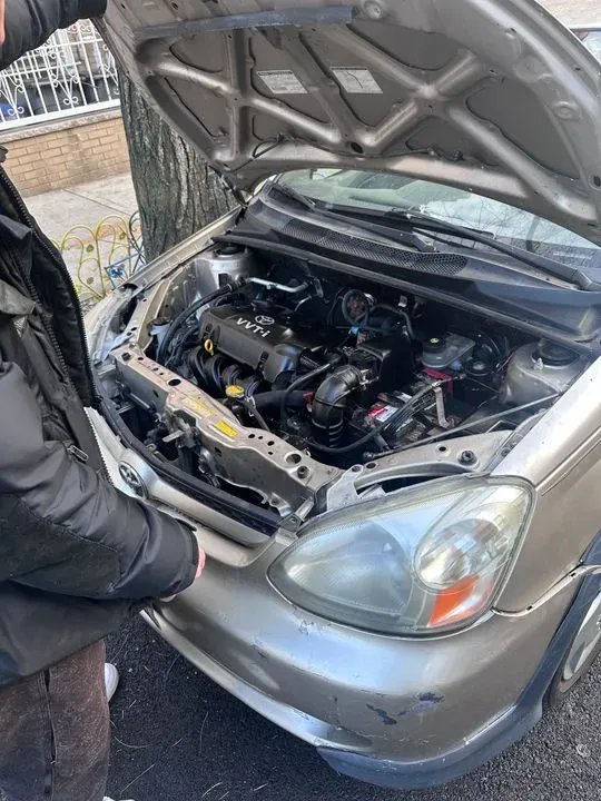 https://cdn.trust-mechanics.com/photos/c7DdeVmoAD0yaH5evkyW/5c1beabe-15b6-4cad-bb6a-b33bfa464d75_720x720