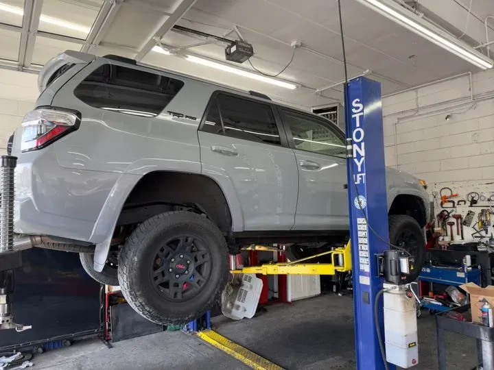 https://cdn.trust-mechanics.com/photos/cinkQaYj6j3eW11vrtcU/1a55f7ce-d8ad-4055-8e8e-9c1e13d18efa_720x720